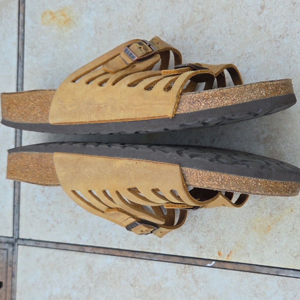 BIRKENSTOCK Granada Sandals Size 9- 9.5 - Picture 6 of 8